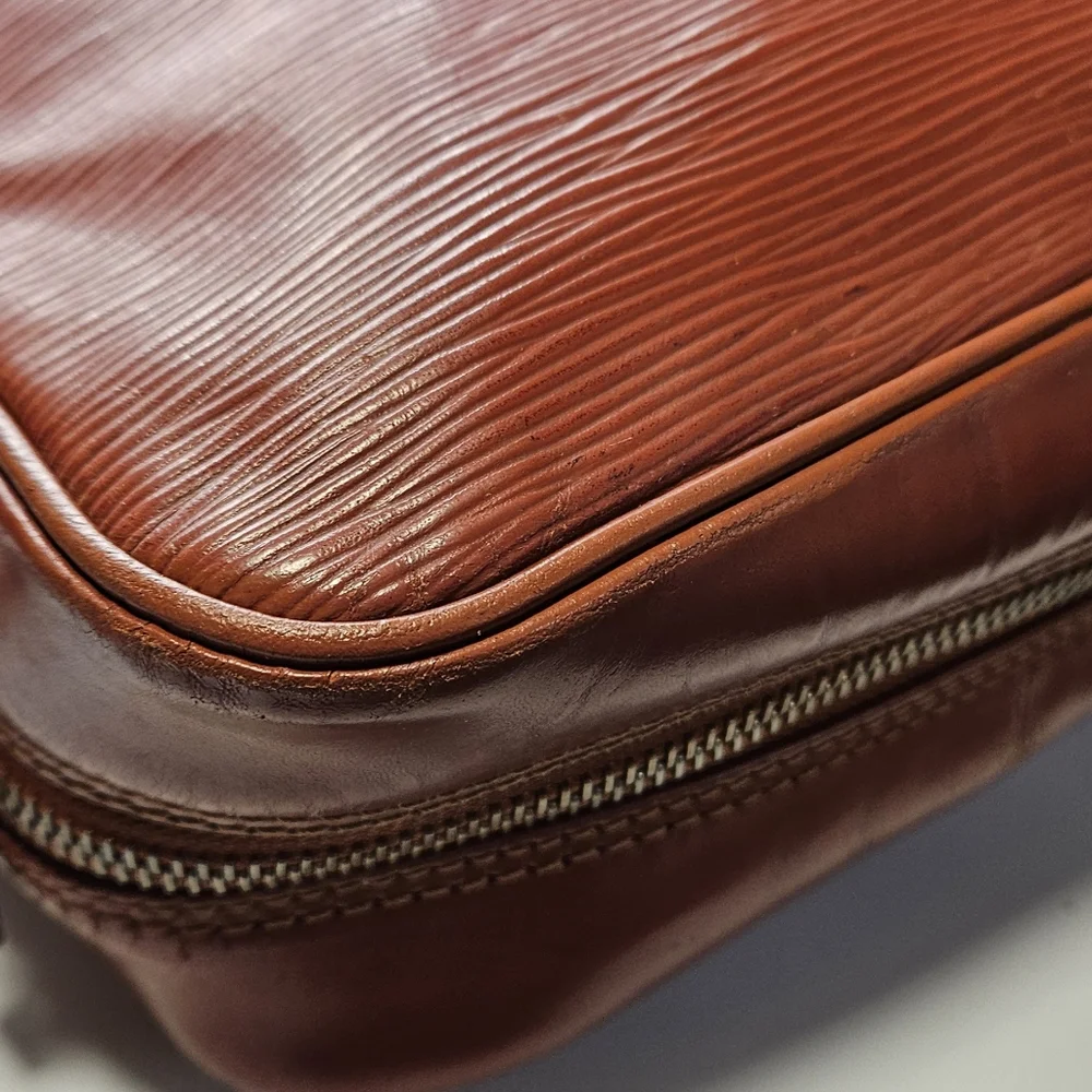 Louis Vuitton Epi Trocadero Bag